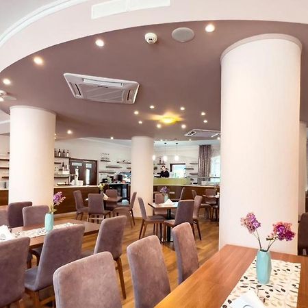 Wellness Hotel Thermal Sturovo Luaran gambar