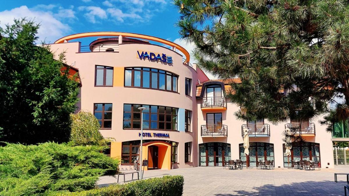 Wellness Hotel Thermal Sturovo Luaran gambar