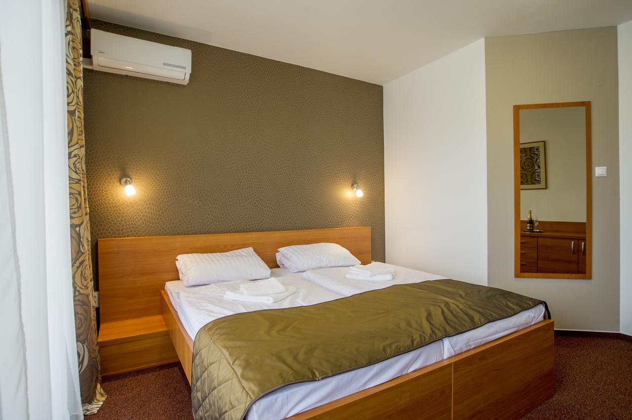 Wellness Hotel Thermal Sturovo Luaran gambar