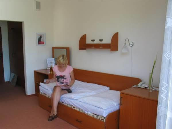 Wellness Hotel Thermal Sturovo Luaran gambar