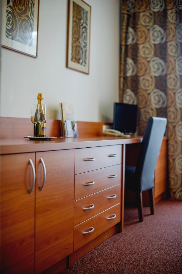 Wellness Hotel Thermal Sturovo Luaran gambar