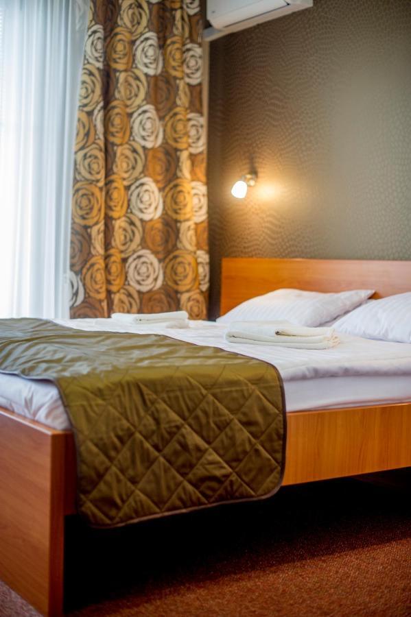Wellness Hotel Thermal Sturovo Luaran gambar