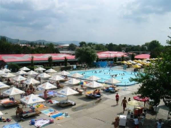 Wellness Hotel Thermal Sturovo Luaran gambar
