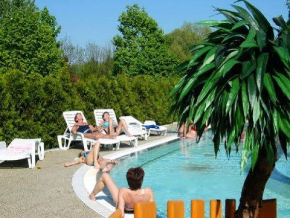 Wellness Hotel Thermal Sturovo Luaran gambar
